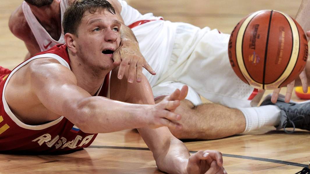 Игрок сборной России Тимофей Мозгов