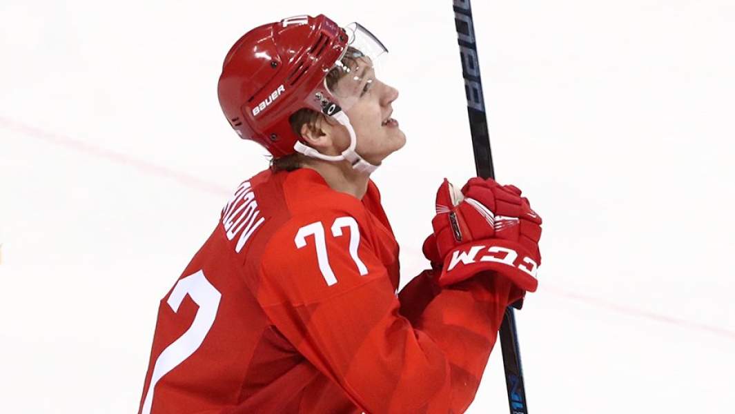 Кирилл Капризов после гола в финальном матче между командой олимпийских спортсменов из России и сборной Германии на соревнованиях по хоккею среди мужчин на XXIII зимних Олимпийских играх