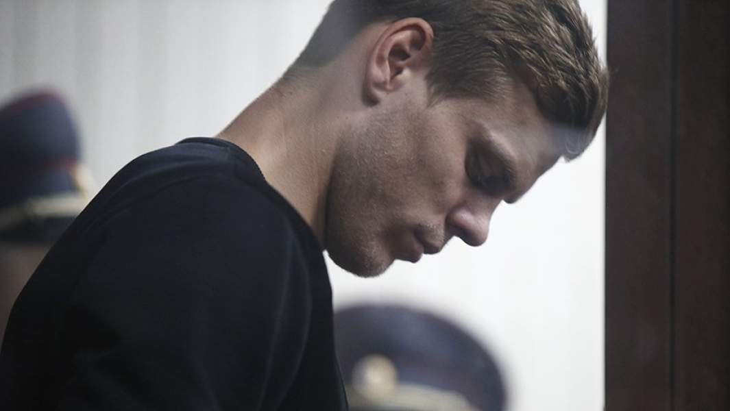 Футболист Александр Кокорин, обвиняемый в хулиганстве и побоях, на заседании Тверского районного суда Москвы