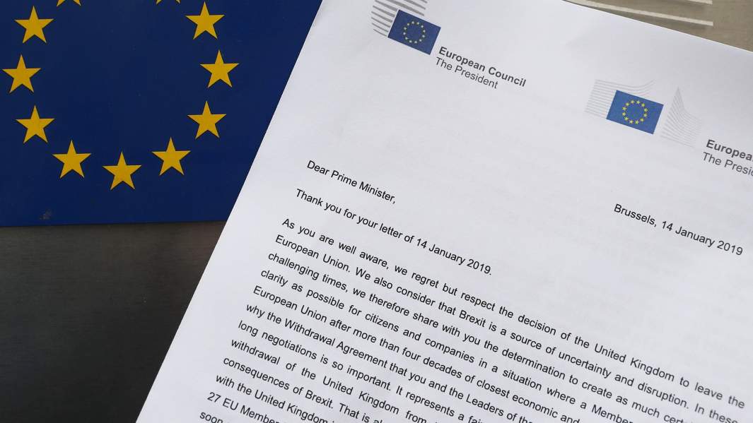 Копия письма направленного лидерами Евросоюза Жан-Клод Юнкером и Дональдом Туском британскому премьеру