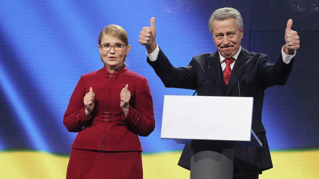 Кандидат в президенты Украины Юлия Тимошенко и депутат Иван Кириленко