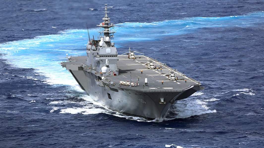 Эскадренный миноносец-вертолетоносец «Идзумо»