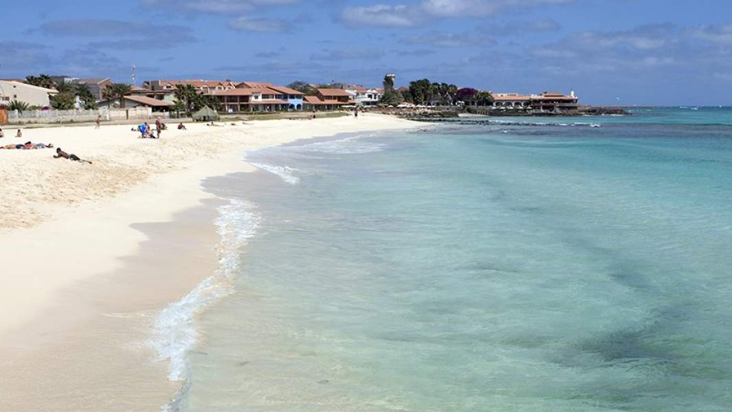 Пляж в Санта-Марии