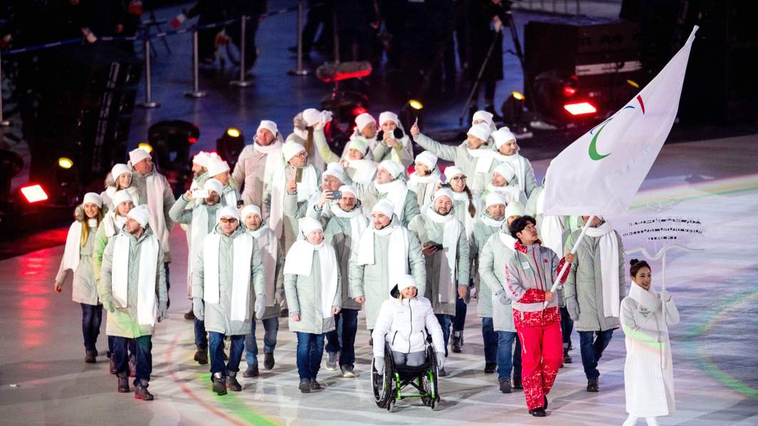 Команда паралимпийцев из России выступавших под нейтральным флагом на Играх в Пхенчхане