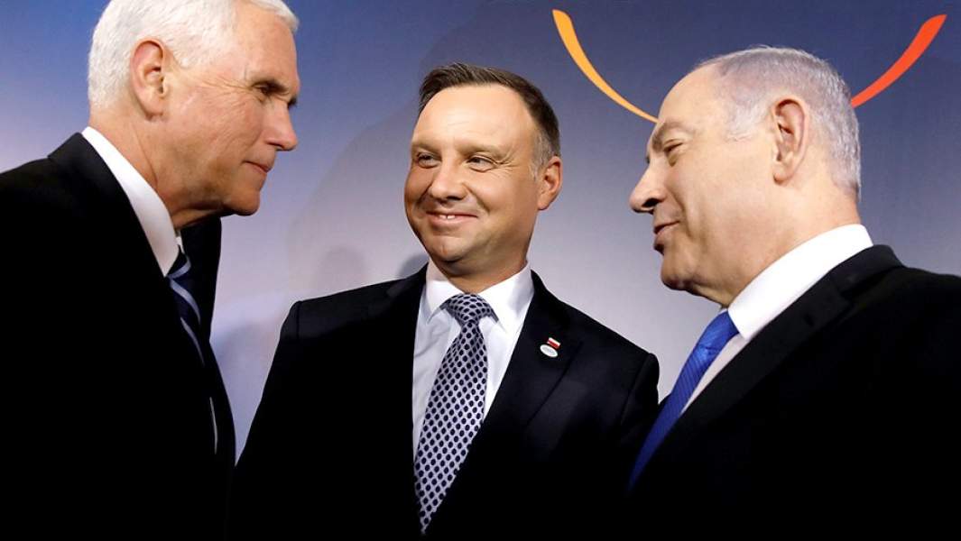 Вице-президент США Майкл Пенс, президент Польши Анджей Дуда и премьер-министр Израиля Биньямин Нетаньяху на встрече в Королевском замке в Варшаве. 13 февраля 2019 года