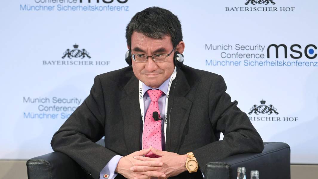 Министр иностранных дел Японии Таро Коно