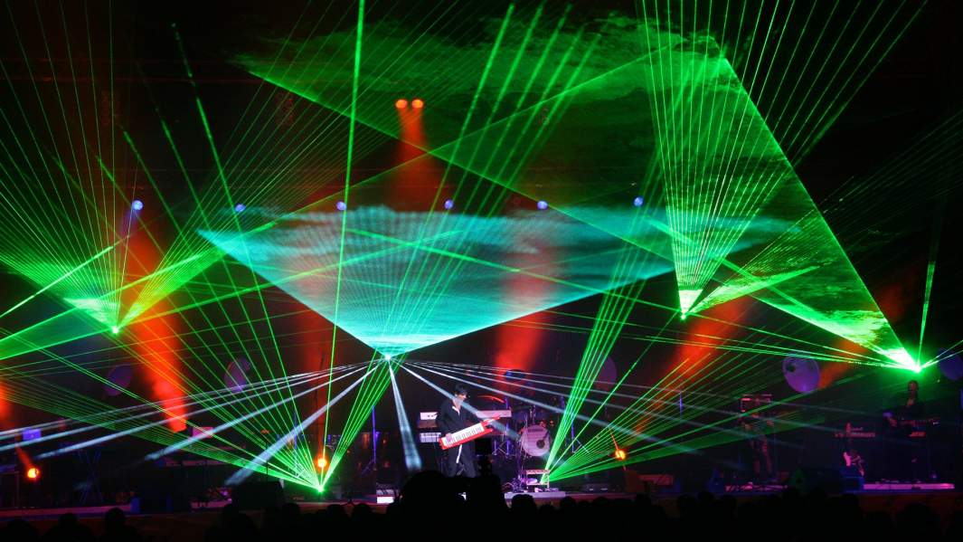 Шоу Дидье Маруани и группы Space