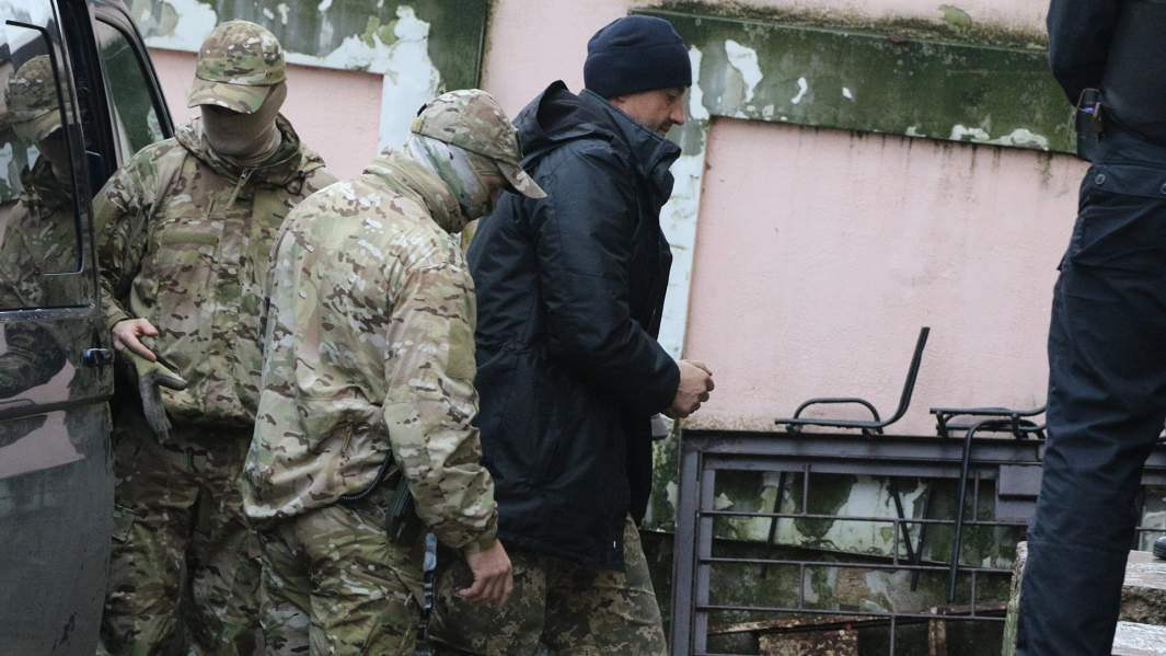 украинские моряки задержанные в керченском проливе
