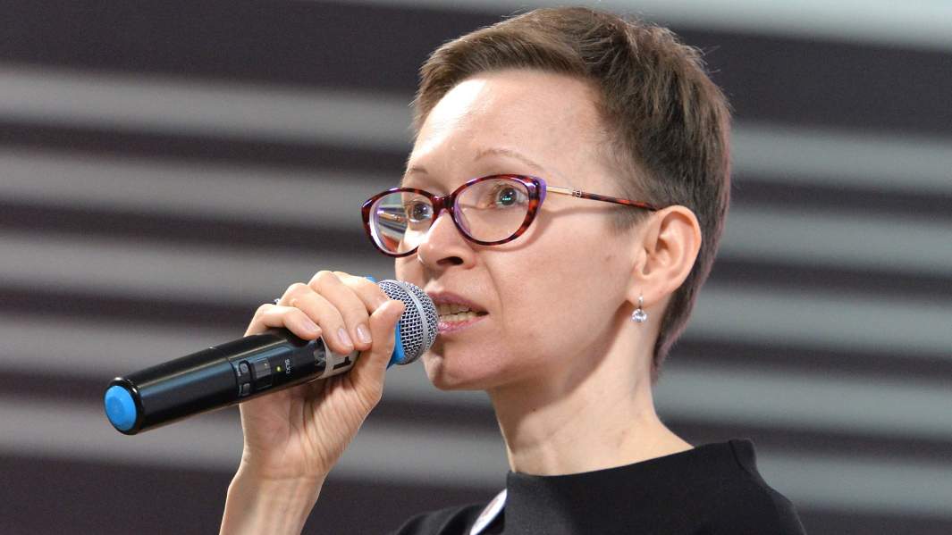 Автор текста для образовательной акции «Тотальный диктант-2018» писательница Гузель Яхина в Дальневосточном федеральном университете во Владивостоке