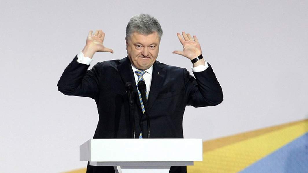 Президент Украины Петр Порошенко объявляет о своем участии в президентских выборах