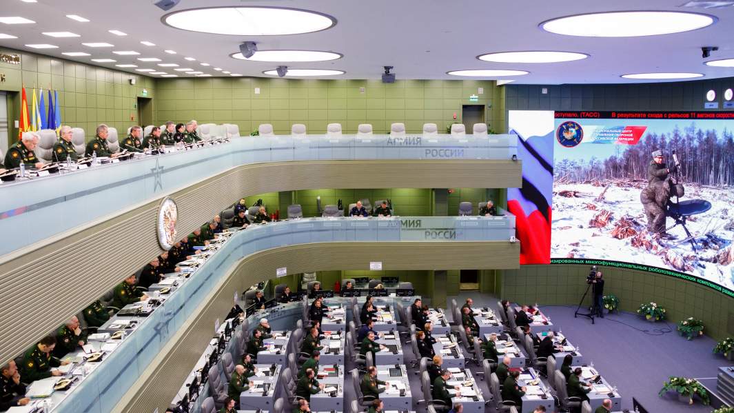 Селекторное совещание министра обороны РФ Сергея Шойгу с руководящим составом Вооруженных Сил РФ в Национальном центре управления обороной РФ