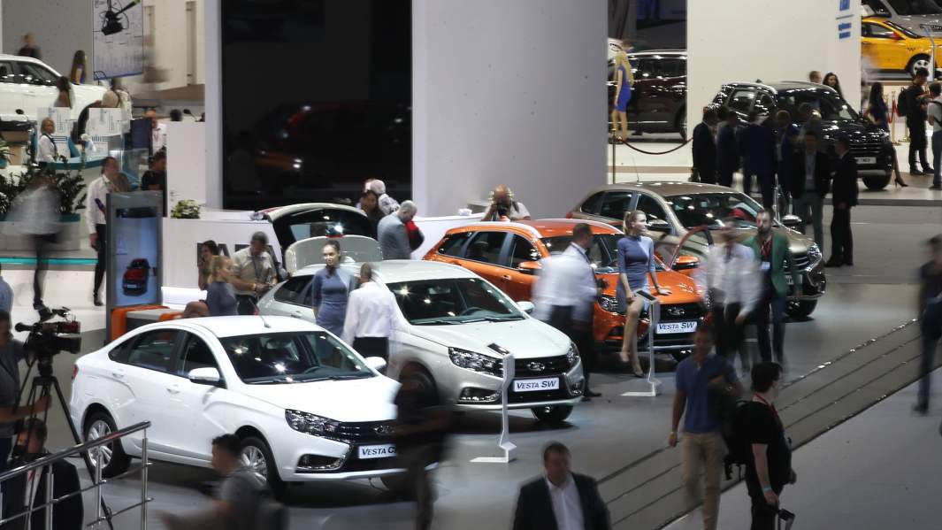 Стенд Lada на Московском международном автомобильном салоне 2018