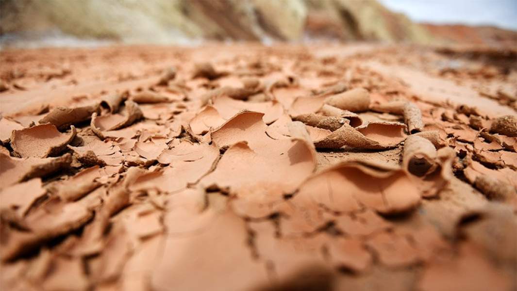 Красные утесы в Китае, где будет создана тренировочная марсианская база