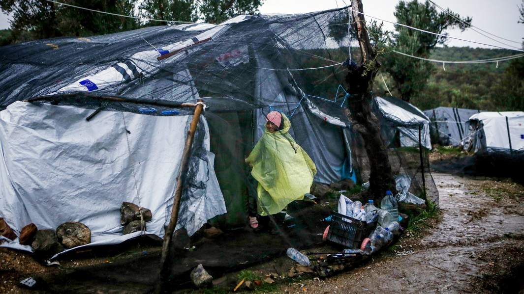 Жизнь беженцев в лагере «Мориа» на острове Лесбос