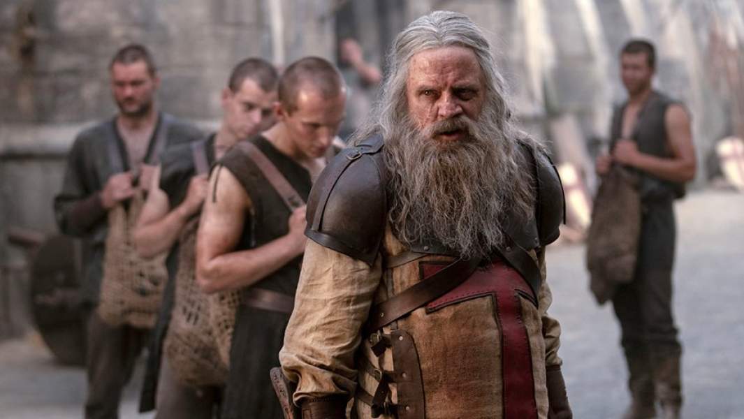 Марк Хэммил в роли Талуса в сериале «Падение Ордена»