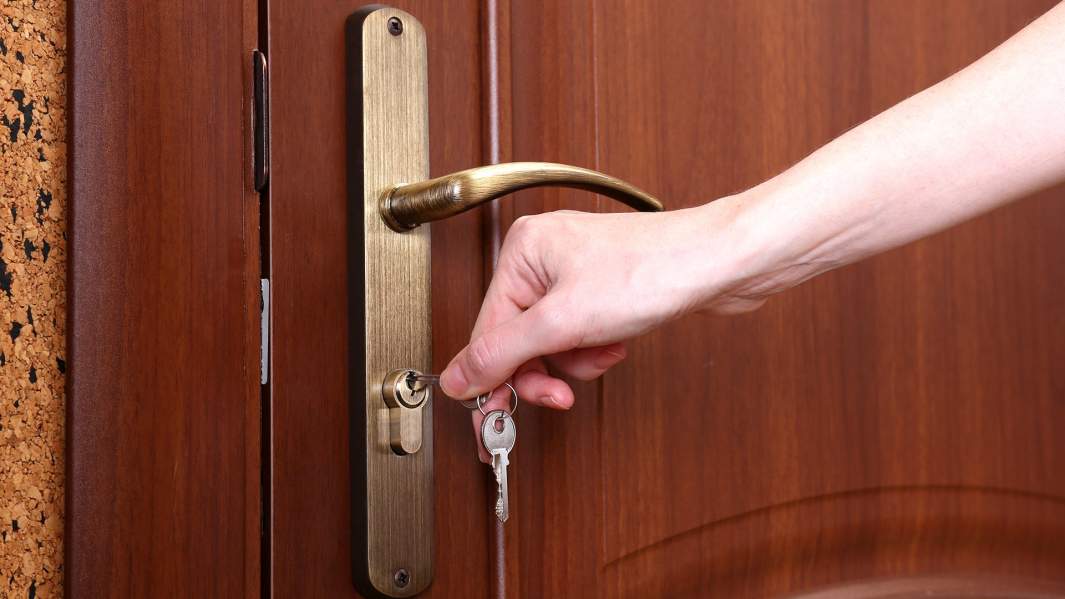 Дверь в квартиру