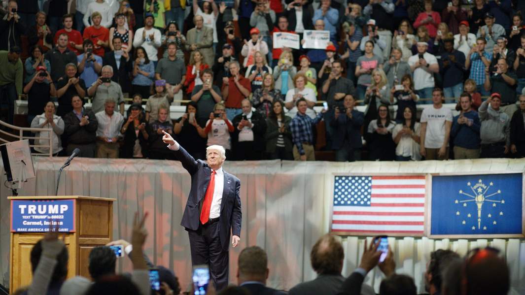 Кандидат в президенты США от Республиканской партии Дональд Трамп во время предвыборной кампании, 2016 год