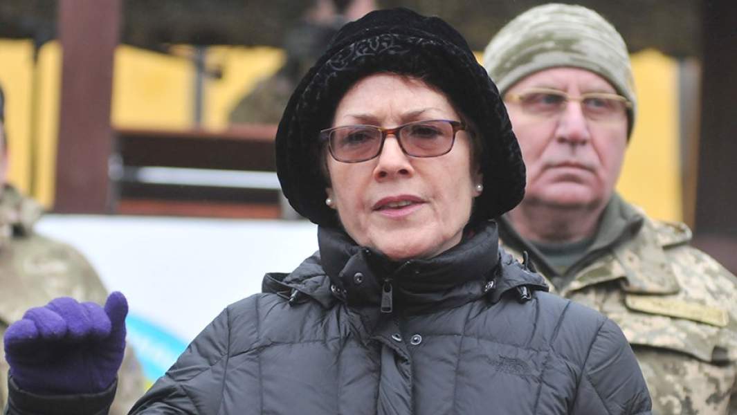 Чрезвычайный и полномочный посол США на Украине Мари Йованович