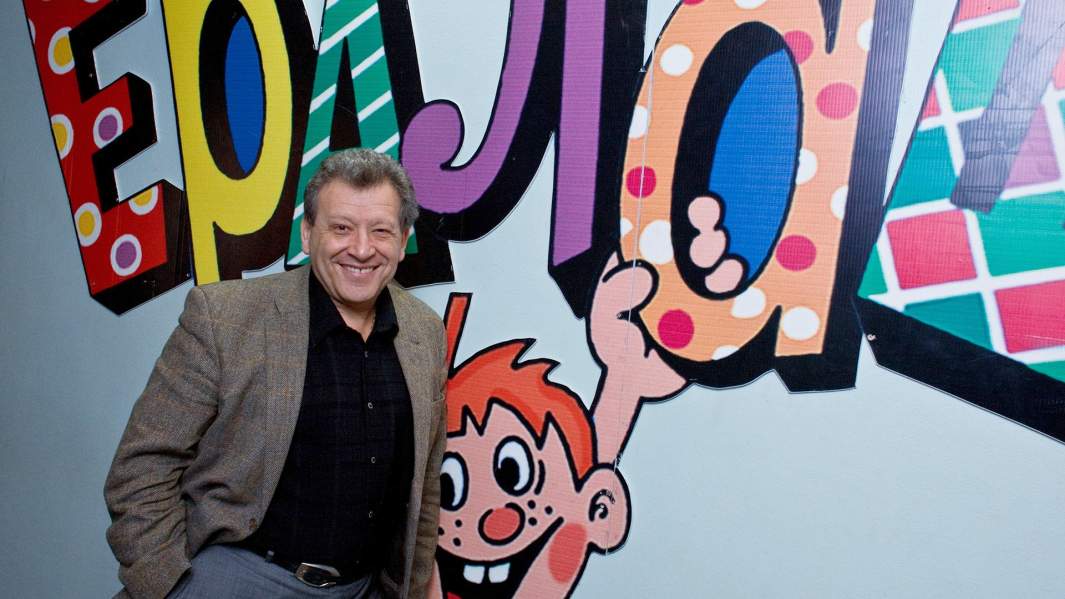 Художественный руководитель «Ералаша» Борис Грачевский в рабочем кабинете