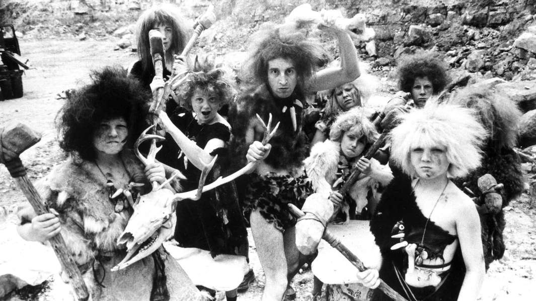 Артист Леонид Ярмольник (4 слева) во время съемок юмористического журнала «Ералаш»