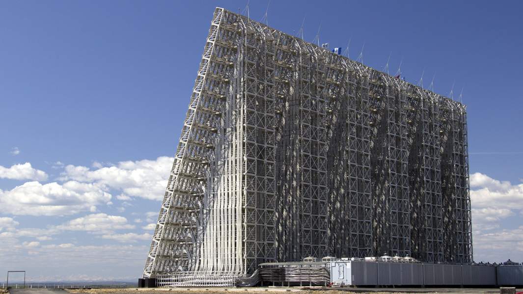 РЛС нового поколения "Воронеж-М" в Иркутской области