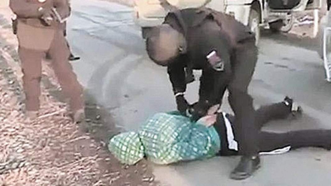 Задержание наркокурьера сотрудниками полиции