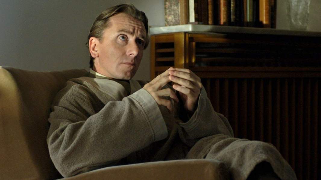 Тим Рот в роли Доминика Матея в фильме «Молодость без молодости»