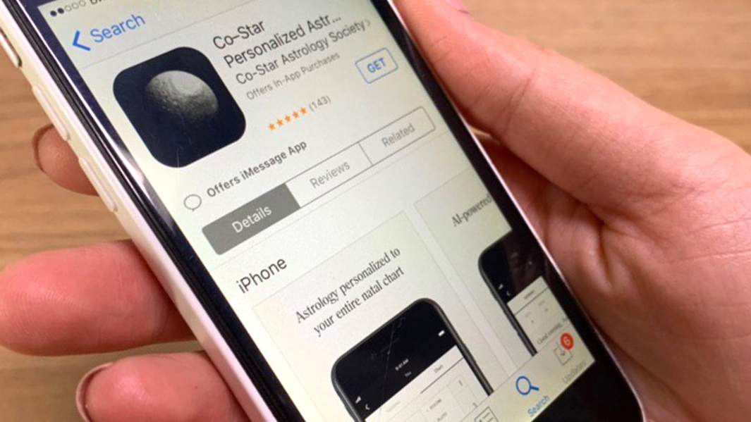 Приложение Co-Star
