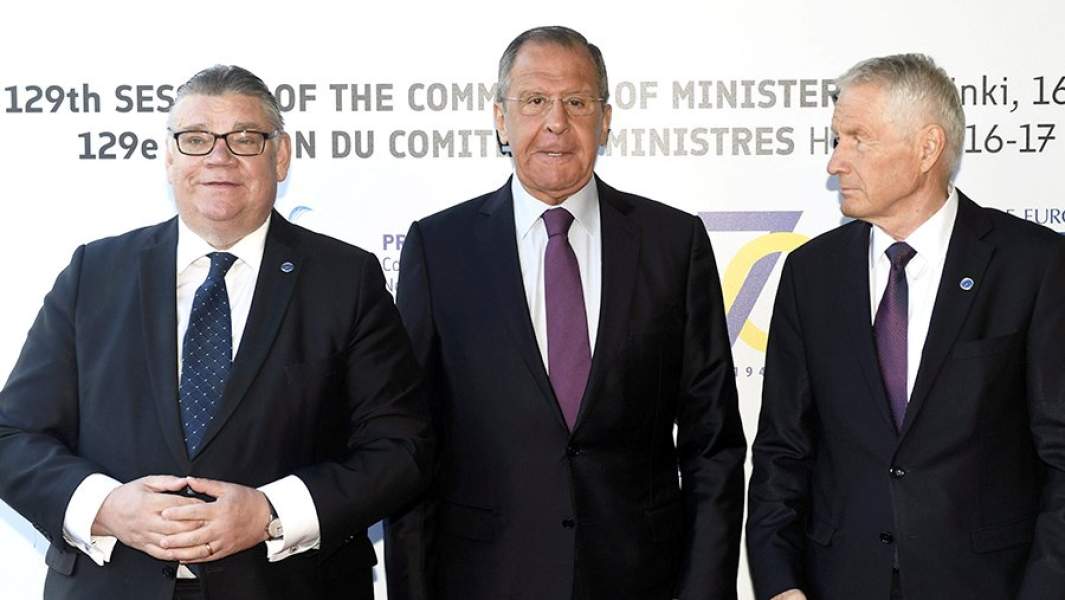 Министр иностранных дел РФ Сергей Лавров (в центре) на встрече глав МИД стран Совета Европы в Хельсинки. 17 мая 2019 года