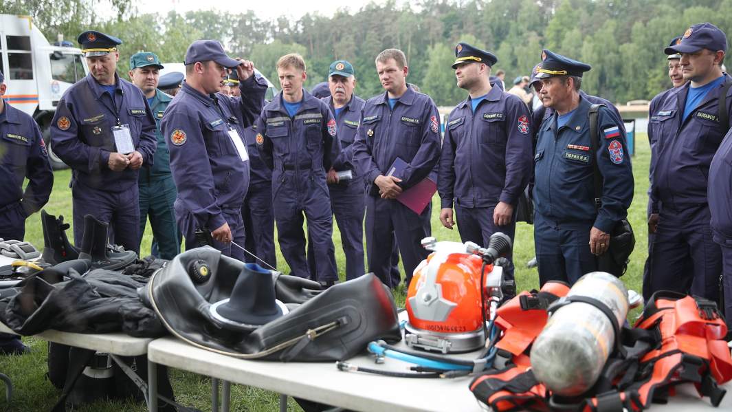 Спасатели МЧС готовятся к учениям