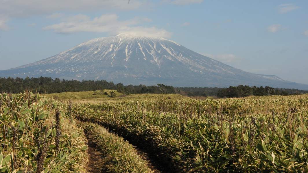 Виды острова Кунашир