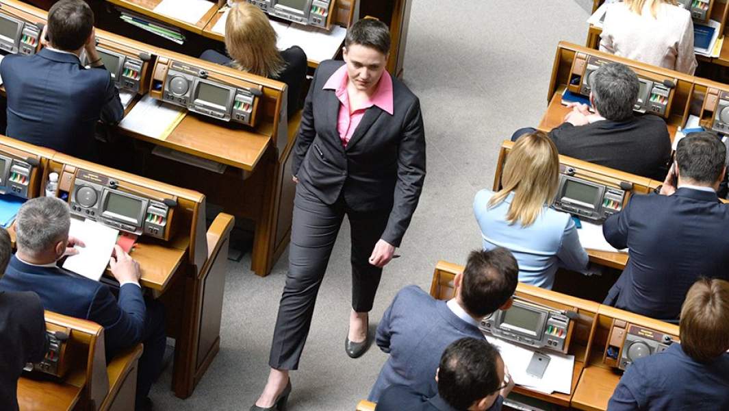 Надежда Савченко на заседании Верховной рады Украины