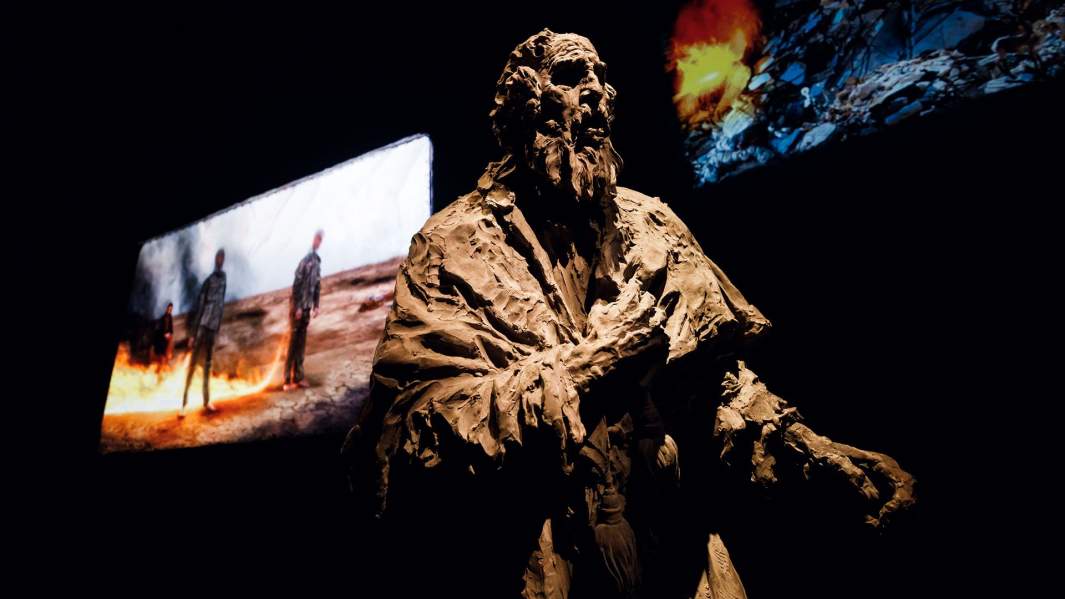 Экспозиция Сокурова «Lc. 15: 11-32»