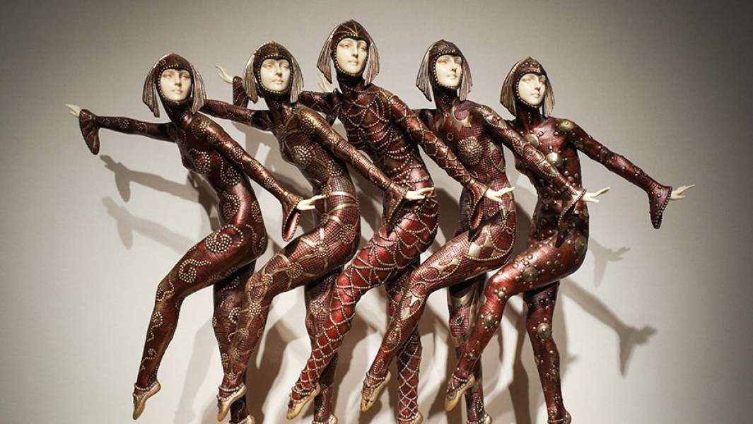 «Девушки» румынского скульптора Деметера Чипаруса