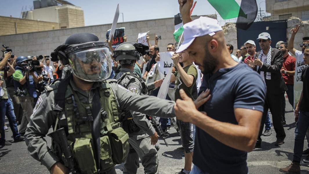 Акция протеста против спонсируемой США конференции по экономическому развитию Палестины в Бахрейне. Израиль, Вифлеем 