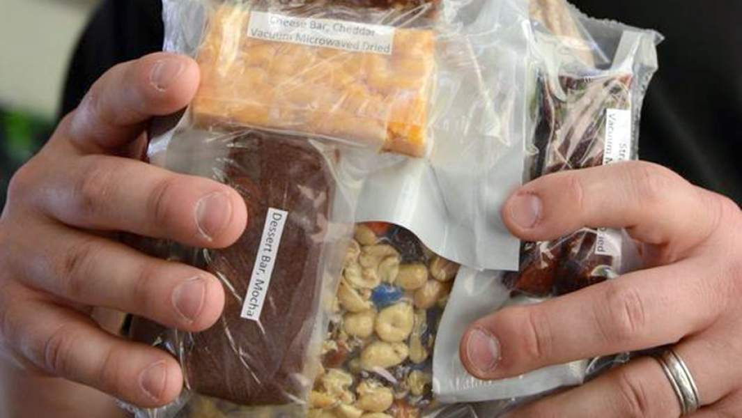 Демонстрация нового индивидуальнго пайка Close Combat Assaut Ration