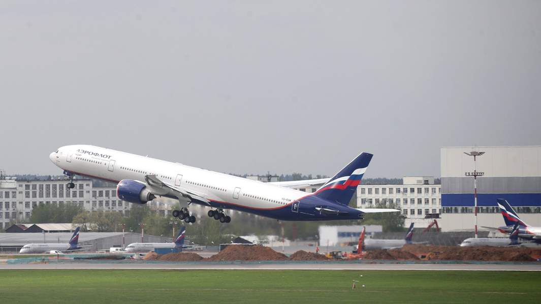 Самолет Sukhoi SuperJet 100