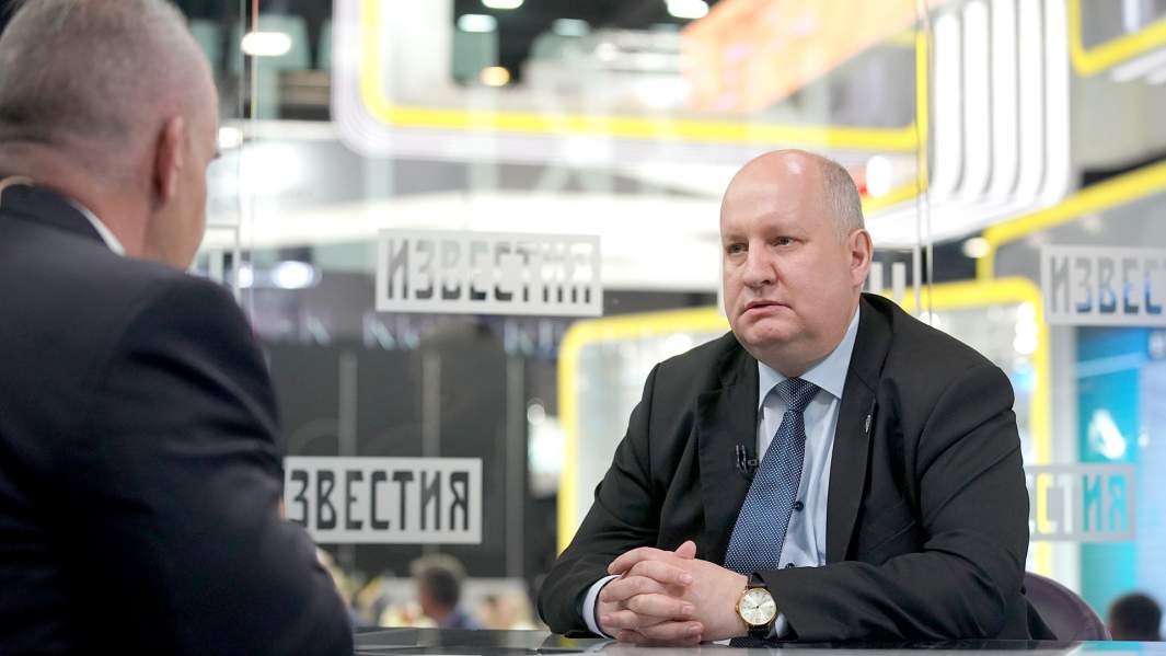 Министр РФ по делам Северного Кавказа Александр Чеботарев во время интервью