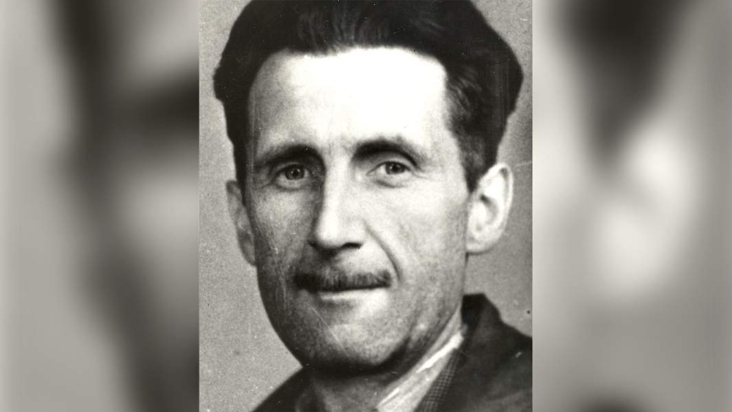 Джордж Оруэлл — британский писатель и публицист