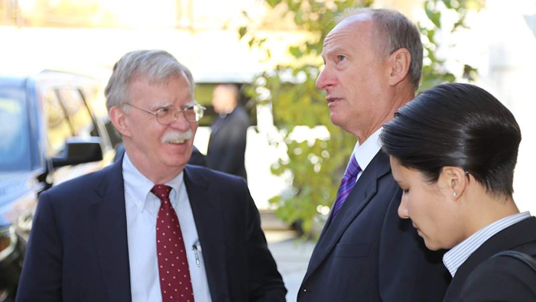 Секретарь Совета безопасности РФ Николай Патрушев и советник президента США по вопросам национальной безопасности Джон Болтон во время встречи в Москве. 22 октября 2018 года