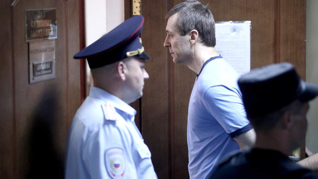 Оглашение приговора по делу Дмитрия Захарченко, обвиняемого в получении взятки и злоупотреблении должностными полномочиями