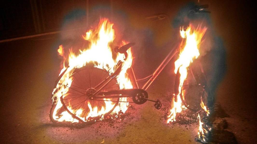 Велосипед Lucky Bike, который похитили и сожгли в Краснодаре