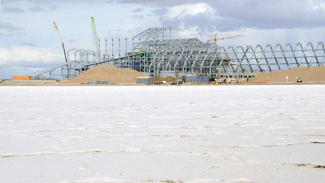 Завод в Боливии