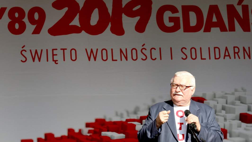 Бывший президент Польши Лех Валенса на митинги профсоюза "Солидарности"