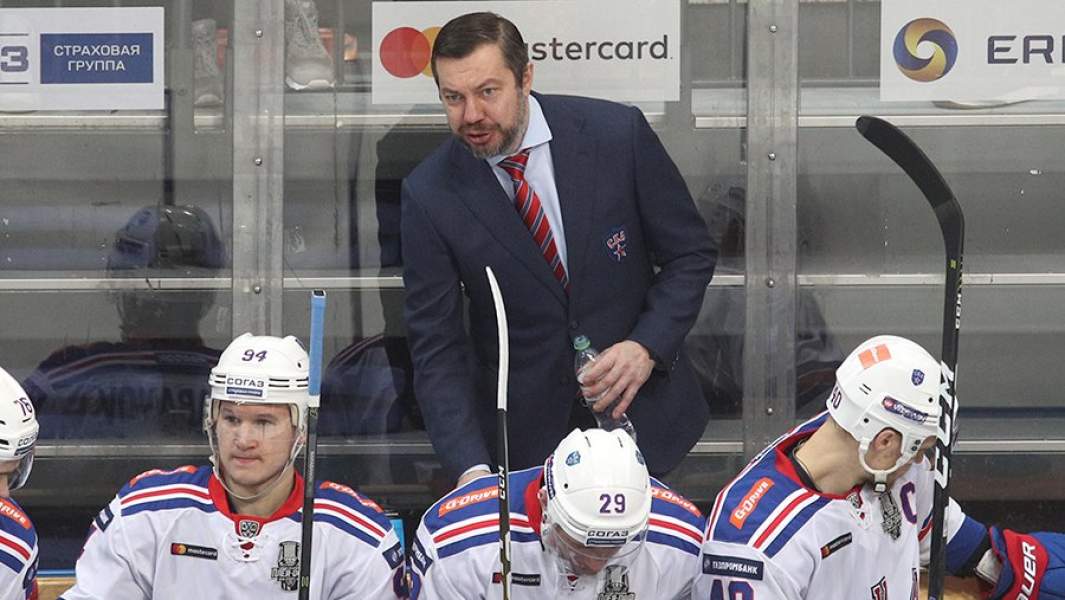 Главный тренер сборной России и хоккейного клуба СКА Илья Воробьев