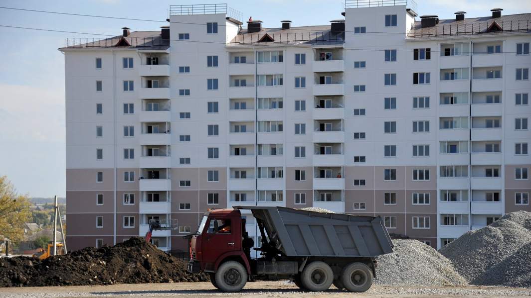 Строительство жилья для пострадавших от наводнения в Крымске, 2012 год 