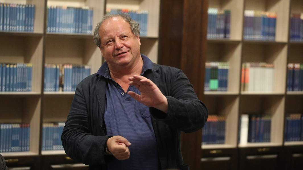 Режиссер Дмитрий Астрахан