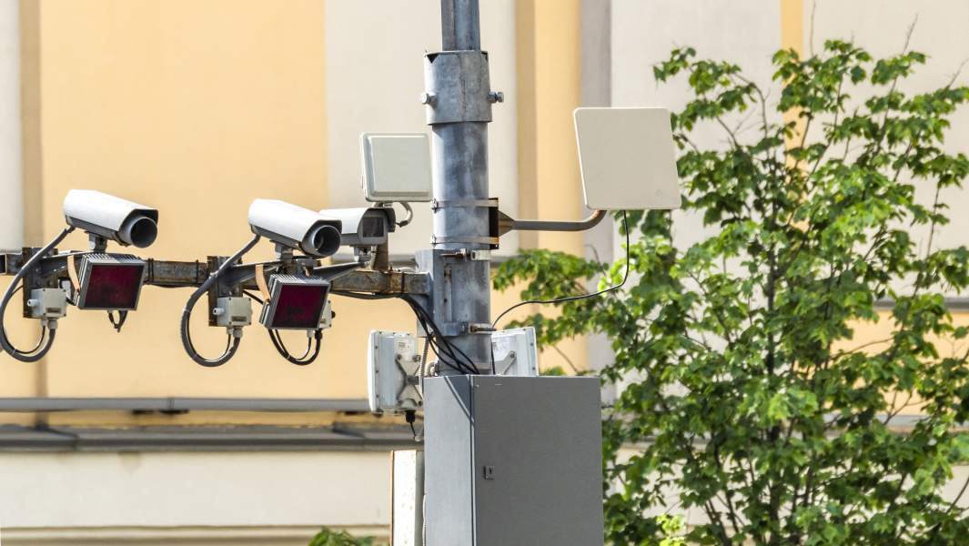 каммеры видеонаблюдения измерения скорости 