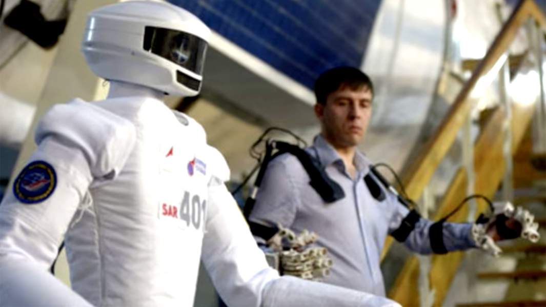 Робот космос  МКС Роскосмос