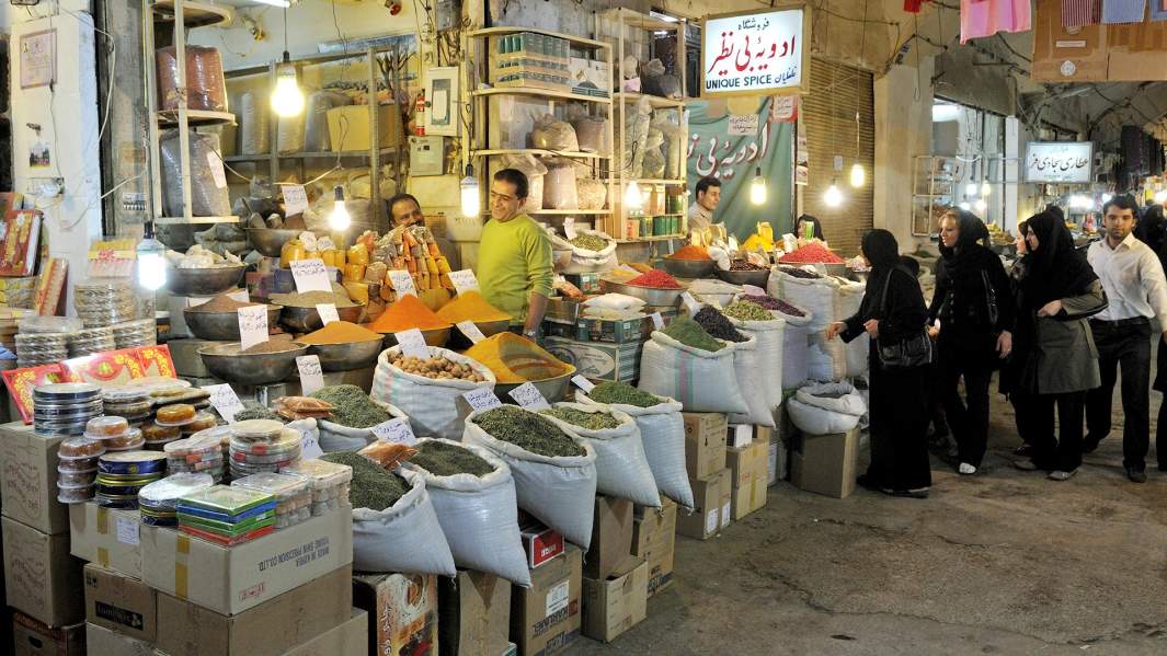 Магазин на крытом базаре Исфахана, Иран